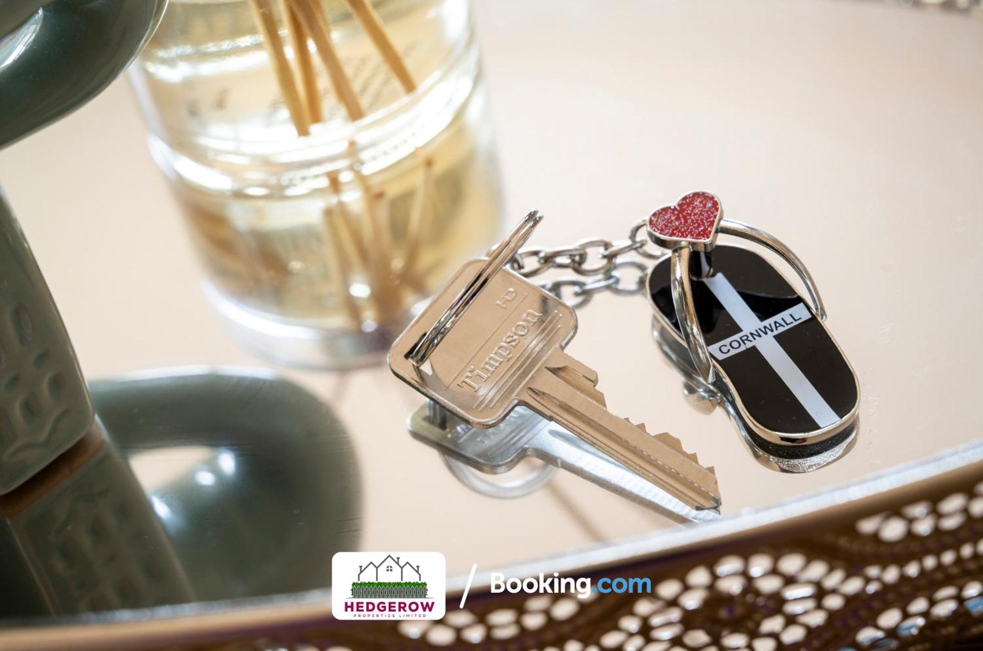 Secure 2-Bed Escape For 6 With Tranquil Garden L Special Deals L Last-Minute Deals L Truro Eksteriør bilde